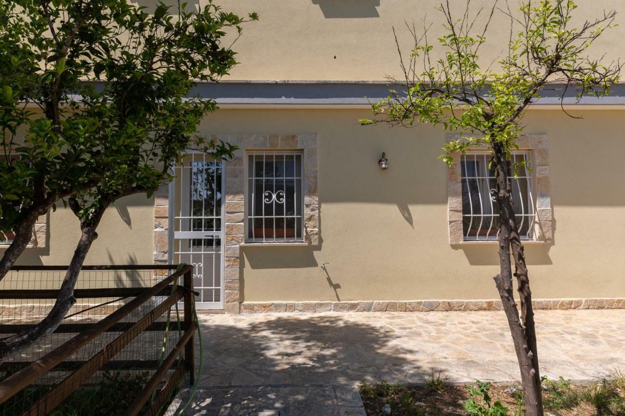 Villa Adele B&B Бриндизи Экстерьер фото