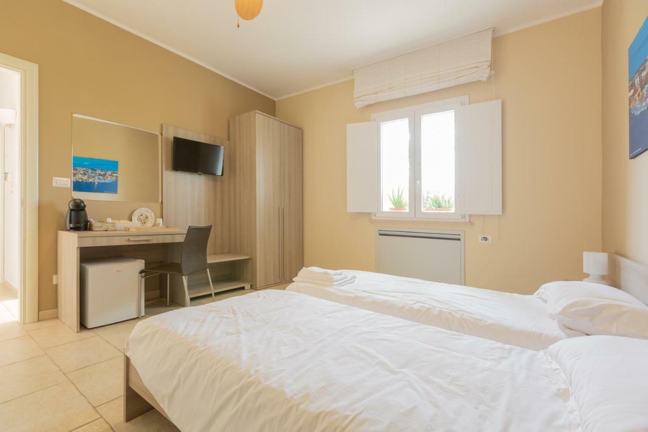 Villa Adele B&B Бриндизи Экстерьер фото